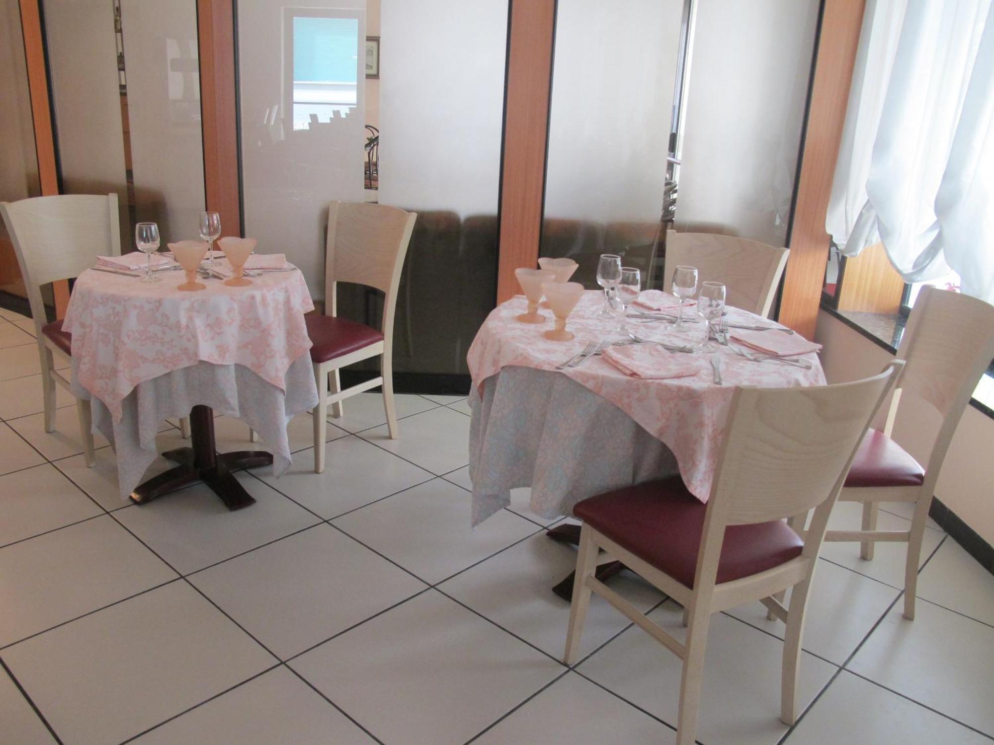 Hotel Basilea Μπελάρια-Ιτζέα Μαρίνα Εξωτερικό φωτογραφία