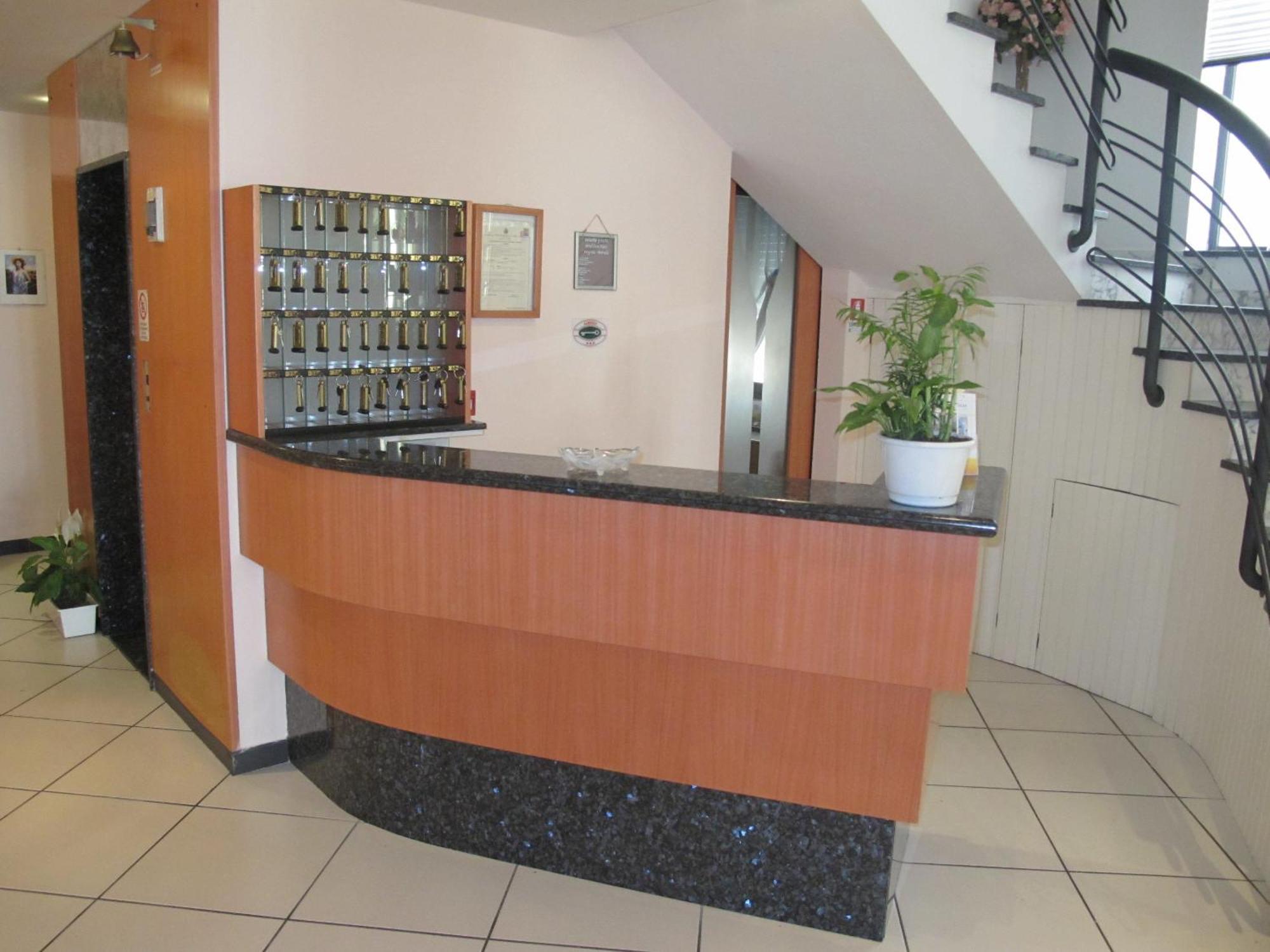 Hotel Basilea Μπελάρια-Ιτζέα Μαρίνα Εξωτερικό φωτογραφία