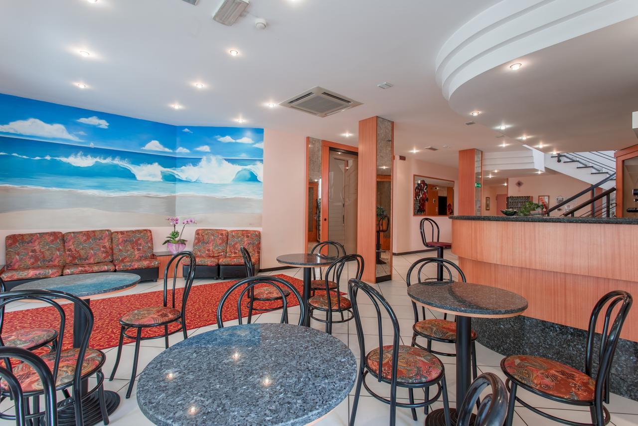 Hotel Basilea Μπελάρια-Ιτζέα Μαρίνα Εξωτερικό φωτογραφία